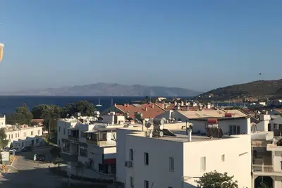 Image de Dans le centre-ville, Ă 3 minutes de la plage, 3 + 1 Dublex