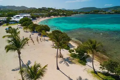 Image de Sapphire Palms - Nouvelle inscription! 1br / 1ba - 4 personnes Vues sur la marina! Marcher jusqu'Ă la plage