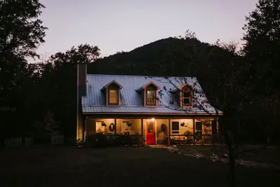 Image de Chief Ladiga Creekside Cottage