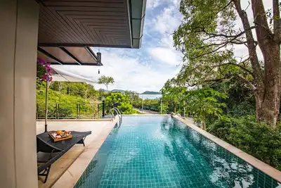 Image de Villa de luxe avec piscine pour familles et couples en lune de miel