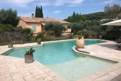 Image de Villa de charme entre oliviers et lavandes