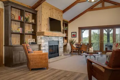 Image de 2 Bdrm 2 Bath Cottage au club de golf True North Ă Harbor Springs, Mi - Exclusif