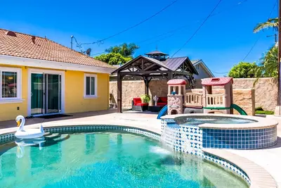 Image de Disney Resort avec piscine