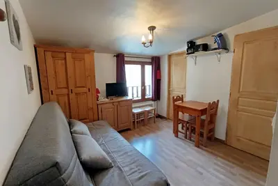 Image de Charmant studio tout confort en front de neige à Montgenèvre, résidence face aux pistes