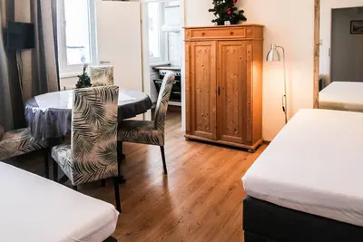 Image de Living Eden - Top 12, city center & lake view