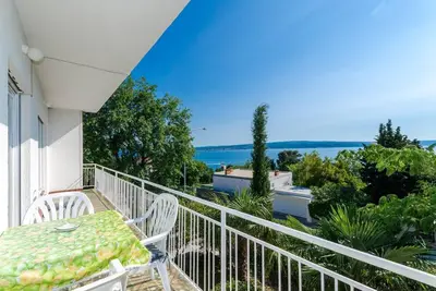 Image de Appartement de vacances Crikvenica pour 2 - 5 personnes avec 2 chambres à coucher - Appartement de v