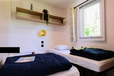 Image de Mobil Home Cosy Large 3 Pièces 4 Personnes