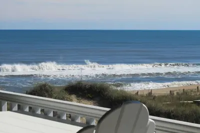 Image de Condo de luxe de haut niveau avec vue imprenable sur la cĂ´te, profitez de la piscine, du spa, de la remise en forme, des jeux et plus encore. Douche sans rendez-vous (Ffr317 - Horizon Hideaway)