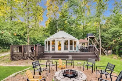 Wow-Yourte isolée-Lac privé-Canoë-80 acres