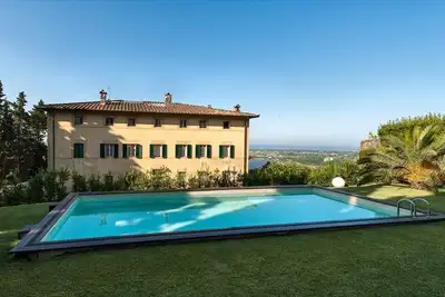 Image de vacances vacances grande villa italie, toscane, lucca, pietrasanta, vue sur mer, vue sur mer, piscine, climatisation, mariage