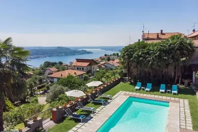 Image de Location villa Lac Maggiori, Location villa Lacs Italiens, Location villa Lac Maggiori, villa avec piscine Lac Maggiori