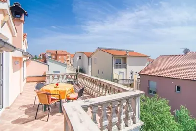 Appartement dans Vodice avec Balcon, Climatisation, Wifi (4441-2)