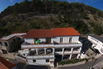 Image de Appartement dans Lopar avec vue mer, terrasse, Wifi (824-3)
