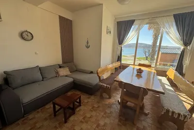 Image de Appartement dans Seline avec vue mer, Wifi, Machine à laver (4209-1)