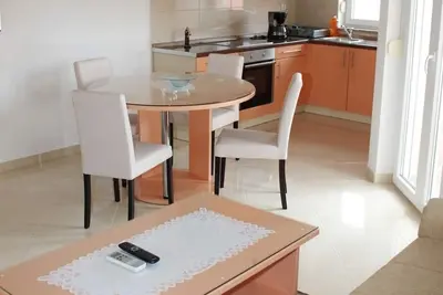 Image de Appartement dans Medulin avec terrasse, Climatisation, Wifi, Machine à laver (64-4)