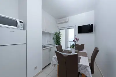 Image de Appartement dans Duće avec vue mer, terrasse, Climatisation, Wifi (3423-1)