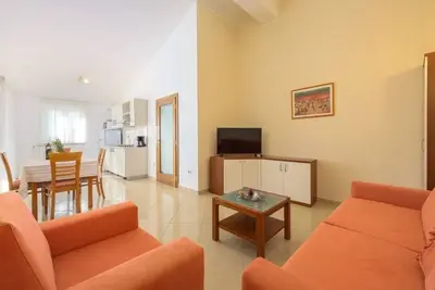 Image de Appartement dans Bašanija avec vue mer, terrasse, Climatisation, Wifi (113-6)