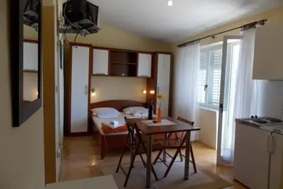 Image de Appartement Studio dans Duće avec vue mer, Balcon, Climatisation, Wifi (4174-6)