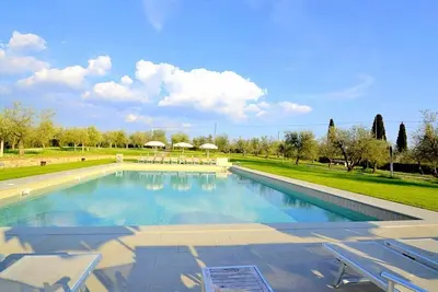 Casa Katia F: Un appartement de deux étages agréable et accueillant dans le style caractéristique de la campagne toscane.