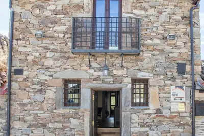 Image de Cottage (full rental) Centro La Somoza for + 17 people