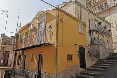 Image de Casa Vito: Un charmant appartement en duplex.