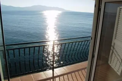 Image de Appartement dans Brist avec vue mer, Balcon, Climatisation, Wifi (641-1)