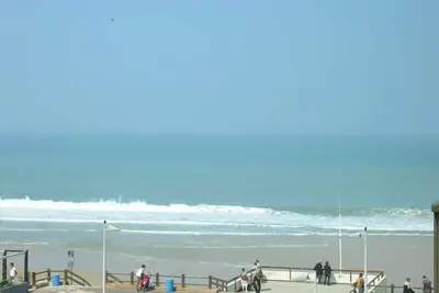 Image de Appartement 4 personnes vue océan, orienté sud, 30m de la plage, Lacanau Océan