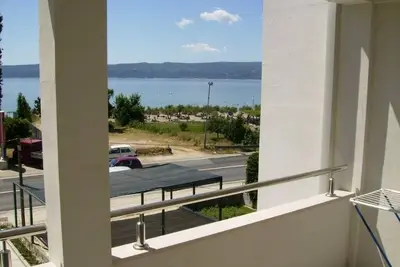Image de Appartement dans Omiš avec vue mer, terrasse, Climatisation, Wifi (3422-6)
