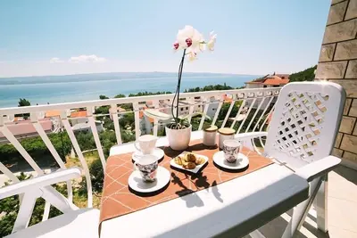 Image de Appartement Studio dans Duće avec vue mer, terrasse, Wifi (4167-10)
