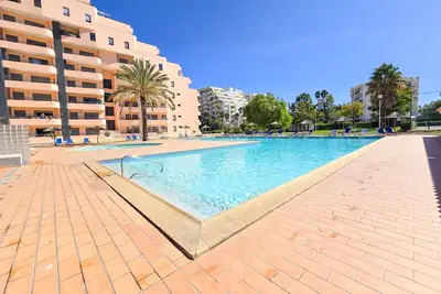 Image de Paraíso Sol Rocha 4 - Appartement pour 4 personnes à Portimão