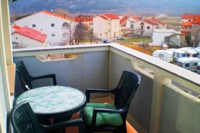 Image de Appartement dans Lopar avec Balcon, Climatisation, Wifi, Machine Ă laver (696-8)