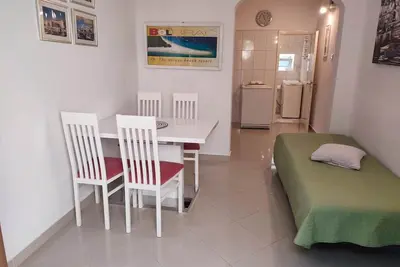 Image de Appartement dans Bol avec terrasse, Climatisation, Wifi, Machine Ă laver (3634-4)