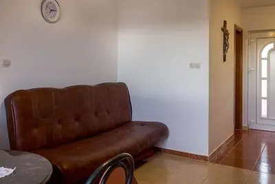 Image de Appartement dans Novalja avec vue mer, terrasse, Climatisation, Wifi (3565-6)
