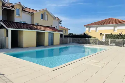 Image de Agréable T3 en Duplex dans résidence avec piscine (091)