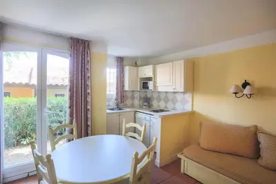 Image de 2 Pièces 5 Personnes Budget
