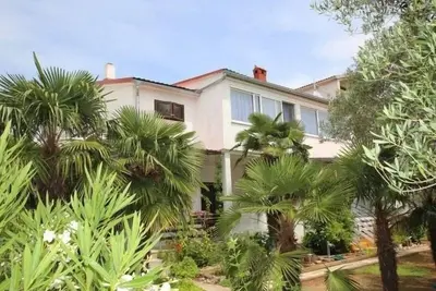 Image de Appartement dans Vodice avec terrasse, Climatisation, Wifi, Machine Ă laver (4382-1)