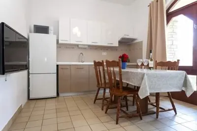 Image de Appartement dans Pakoštane avec terrasse, Climatisation, Wifi, Lave-vaisselle (3475-2)