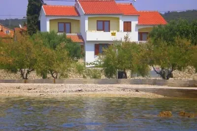 Image de Appartement dans Bibinje avec vue mer, terrasse, Climatisation, Wifi (59-1)