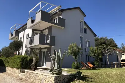 Image de Appartement dans Sukošan avec vue mer, terrasse, Climatisation, Wifi (3495-3)