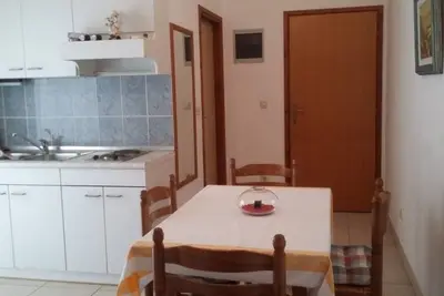 Image de Appartement dans Vodice avec vue mer, Balcon, Climatisation, Wifi (612-3)