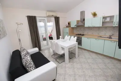 Image de Appartement dans Pisak avec vue mer, terrasse, Climatisation, Wifi (3340-6)