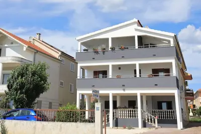 Image de Appartement dans Bibinje avec vue mer, Balcon, Wifi, Machine à laver (868-2)