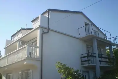 Image de Appartement dans Novi Vinodolski avec vue mer, Balcon, Climatisation, Wifi (3667-1)