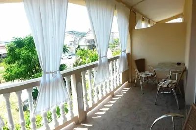 Image de Appartement dans Lopar avec terrasse, Climatisation, Wifi, Machine à laver (899-2)