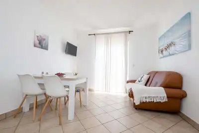 Image de Appartement dans Supetarska Draga avec vue mer, Balcon, Climatisation, Wifi (4551-1)