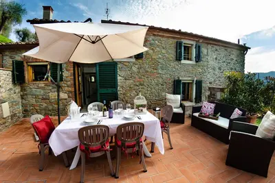 Image de Maison de Campagne à Palmata avec 2 chambres à coucher, 4 couchages