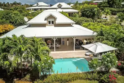 Image de Majestic Palm - Villa de rêve les pieds dans l'eau