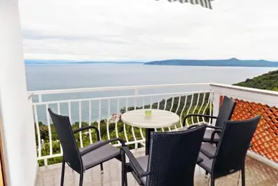 Image de Appartement dans Mošćenička Draga avec vue mer, terrasse, Climatisation, Wifi (4364-5)