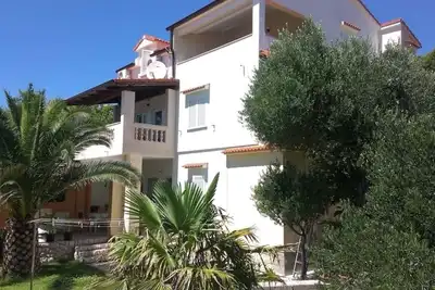 Image de Appartement dans Banjol avec vue mer, Balcon, Climatisation, Wifi (605-3)