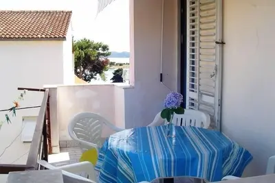 Image de Appartement dans Pakoštane avec vue mer, Balcon, Climatisation, Wifi (3539-2)